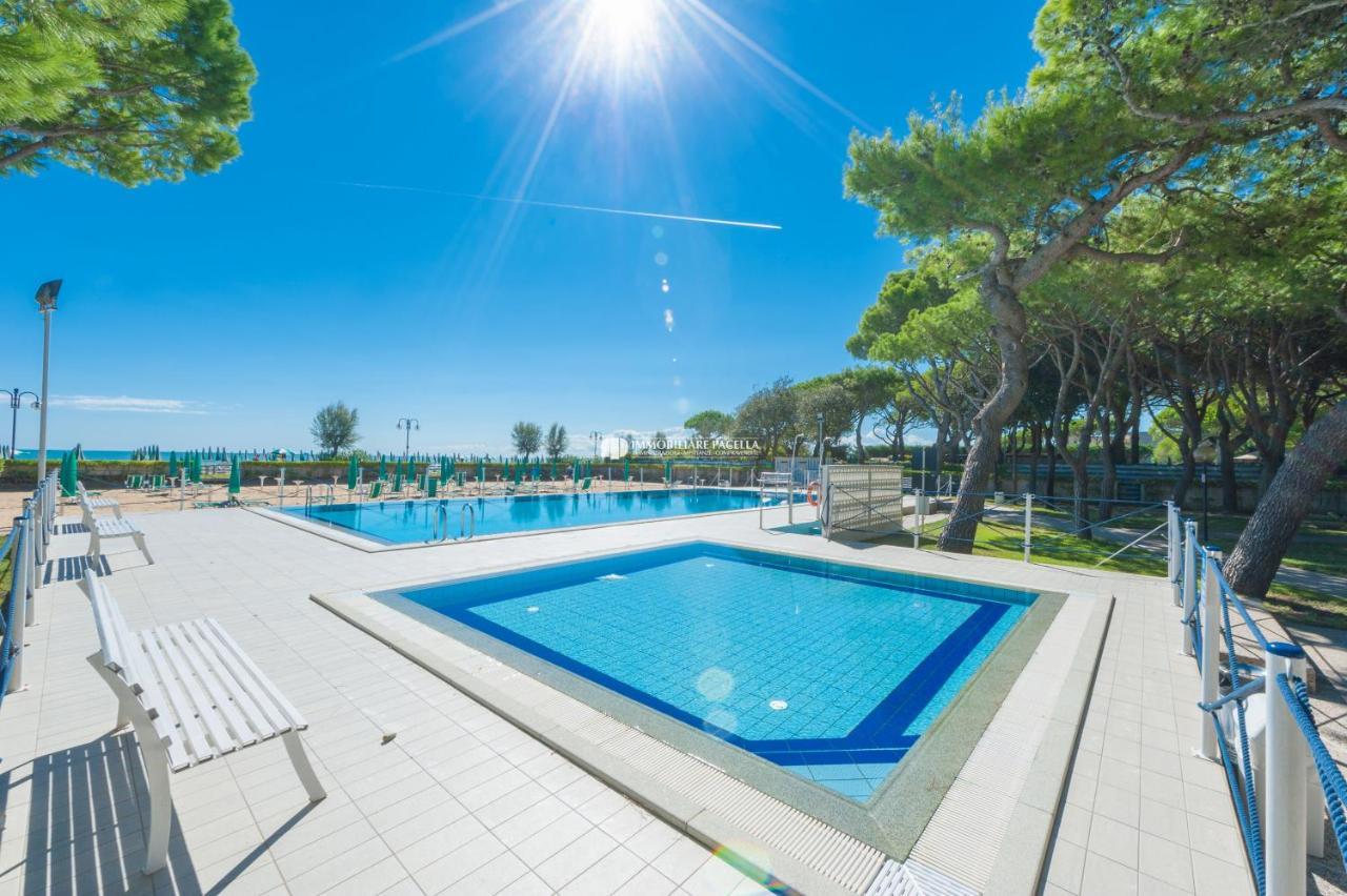Park Residence Immobiliare Pacella Lido di Jesolo Esterno foto